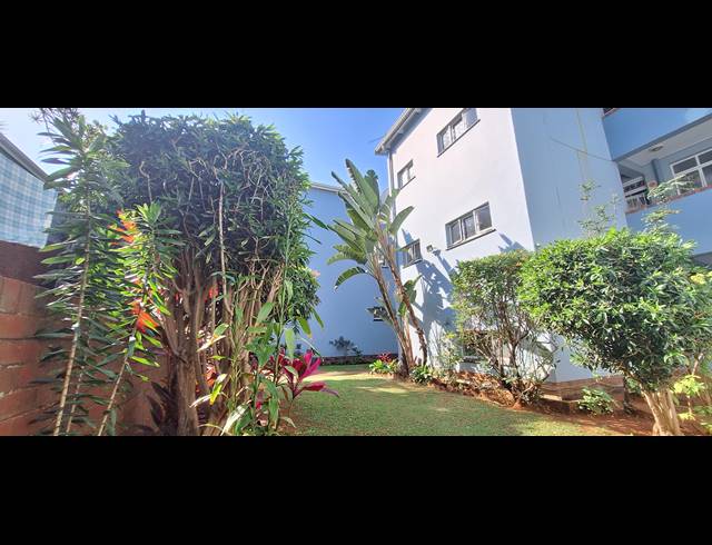 2 BEDROOM APARTMENT FOR SALE IN GLENWOOD